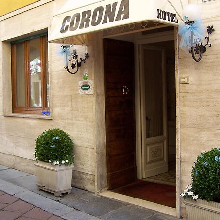 Albergo Corona Salsomaggiore Terme Buitenkant foto