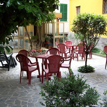 Albergo Corona Salsomaggiore Terme Buitenkant foto