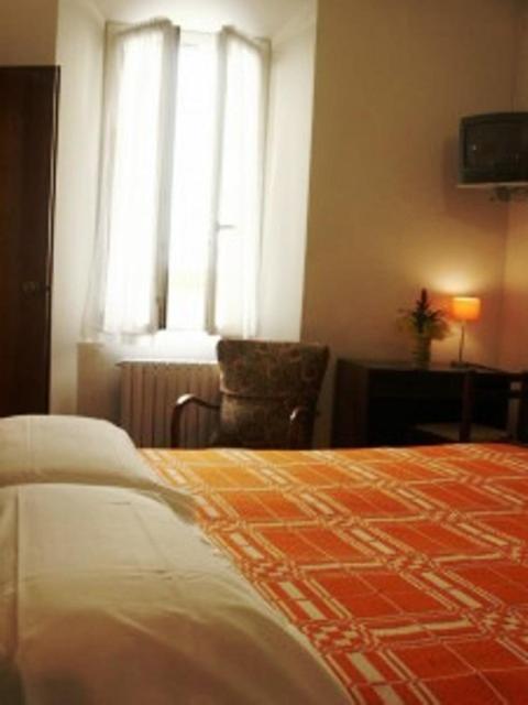 Albergo Corona Salsomaggiore Terme Kamer foto