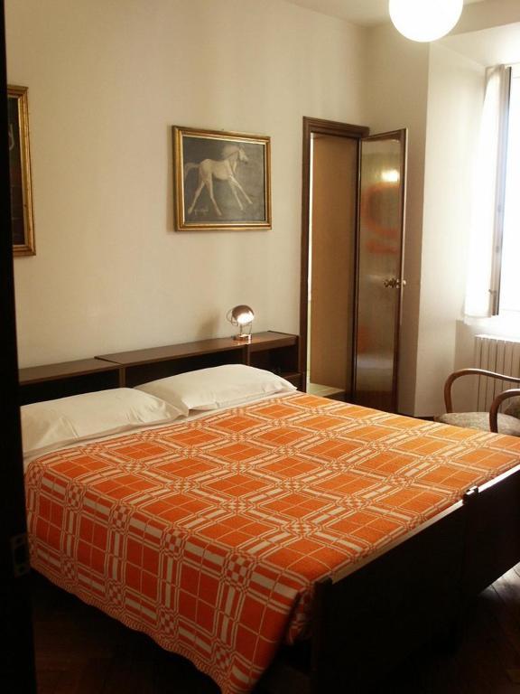 Albergo Corona Salsomaggiore Terme Kamer foto
