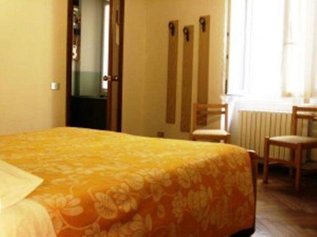 Albergo Corona Salsomaggiore Terme Buitenkant foto