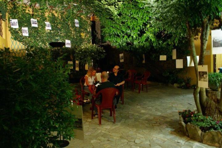 Albergo Corona Salsomaggiore Terme Buitenkant foto