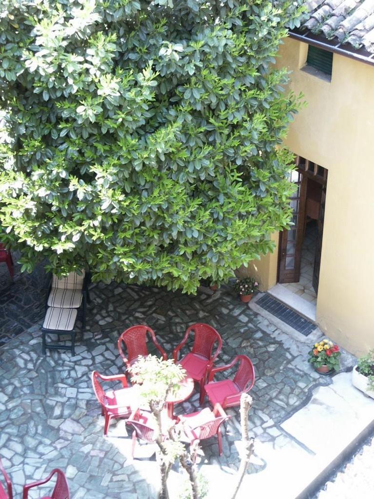 Albergo Corona Salsomaggiore Terme Buitenkant foto