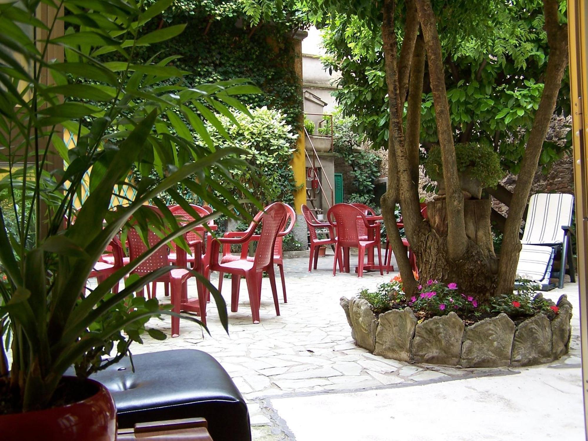Albergo Corona Salsomaggiore Terme Buitenkant foto